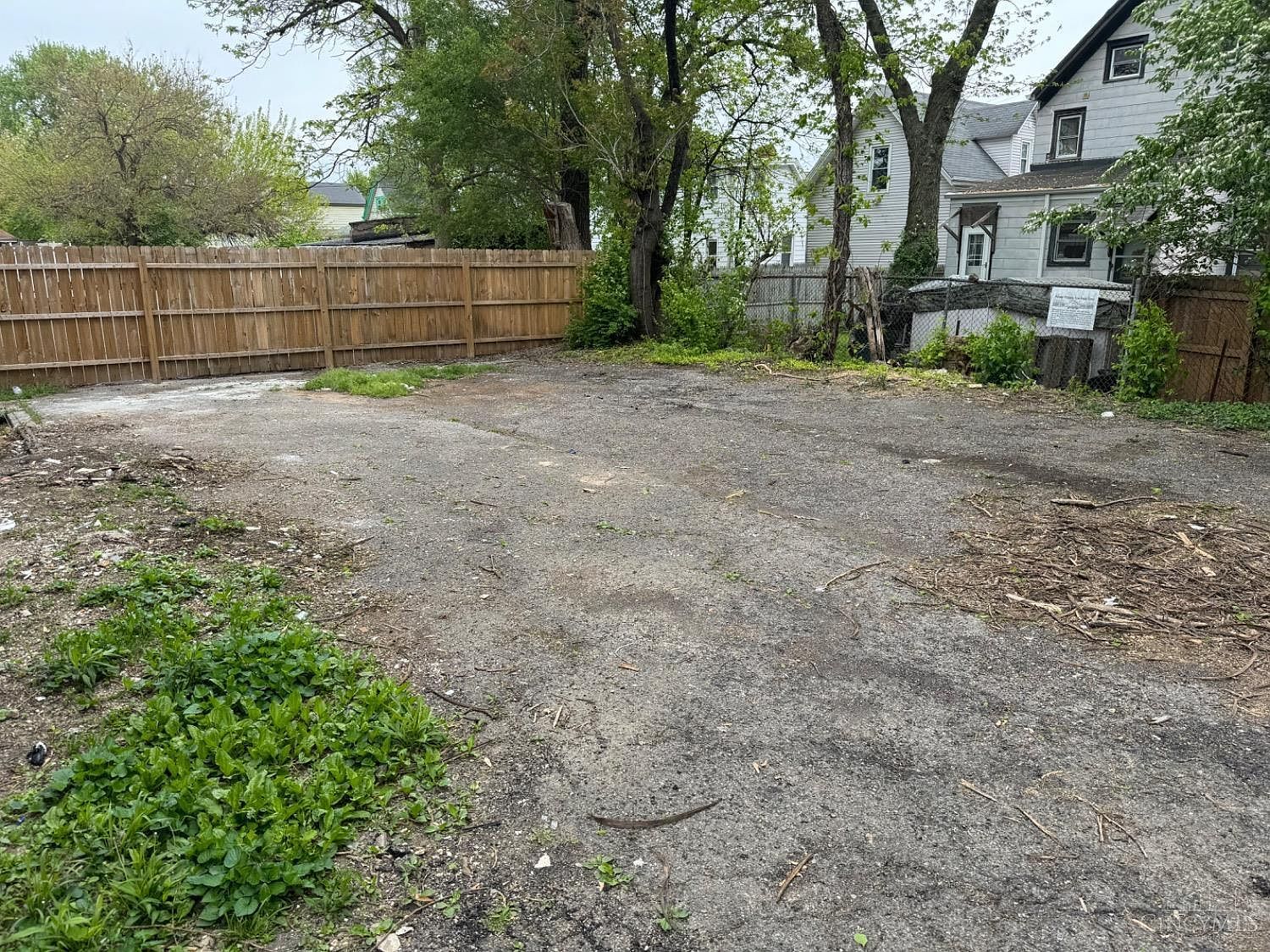 5126 Warren Ave Cincinnati, OH 45212  | Multi Family