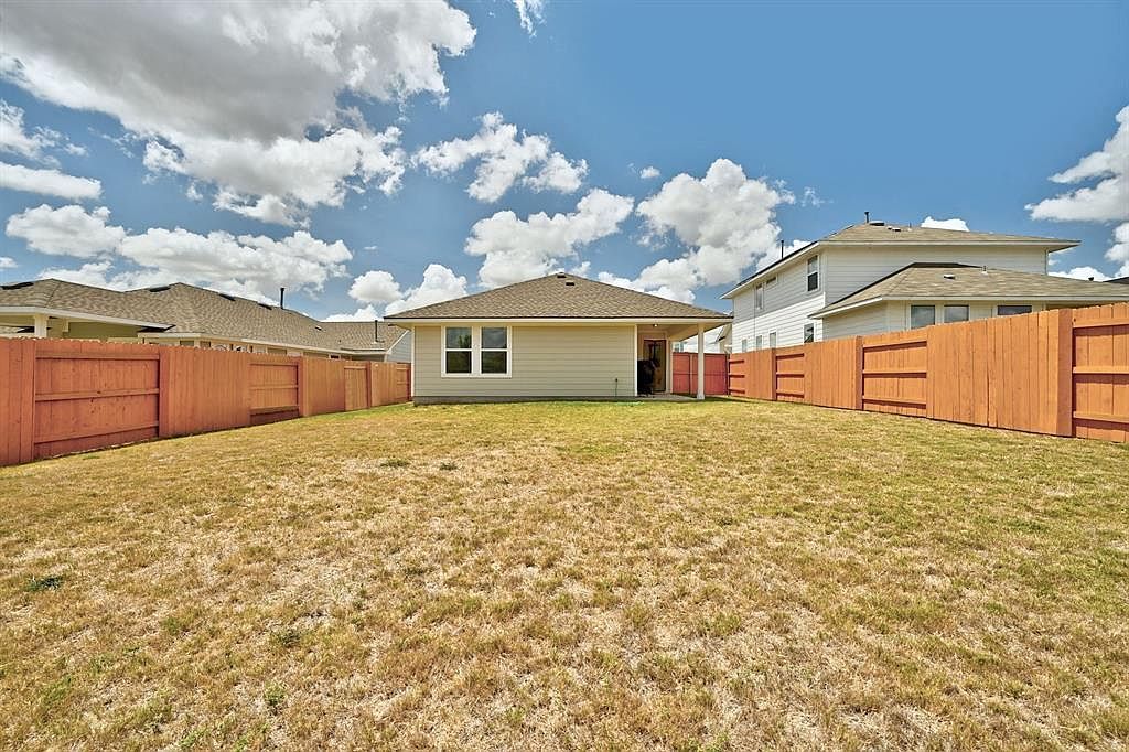 155 Lyndon Dr San Marcos, TX 78666  | Single Family