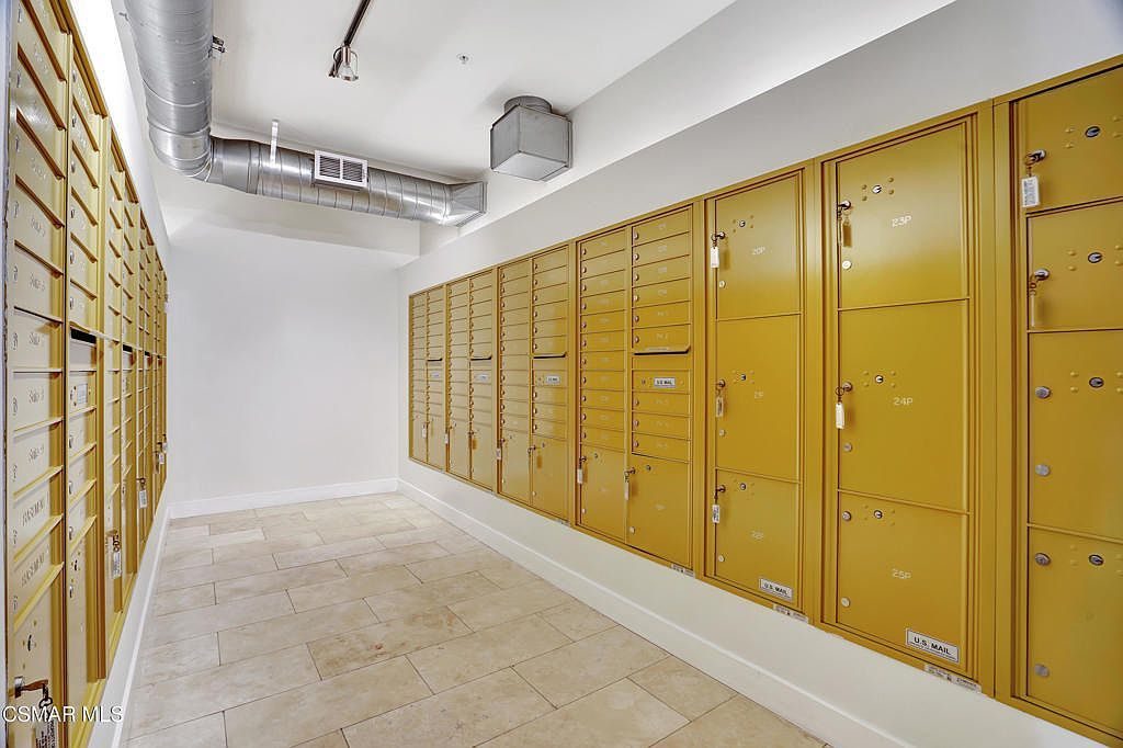 939 S Broadway #802 Los Angeles, CA 90015  | Condominium