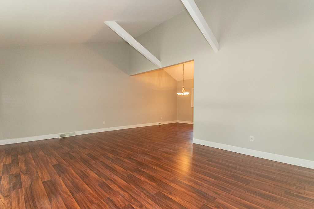 5593 Harleston Drive, Lyndhurst, OH, USA, 44124 - Thumbnail 5