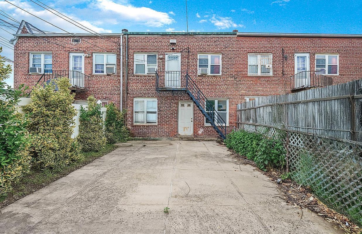 10406 Avenue Brooklyn, NY 11236 | Single Family