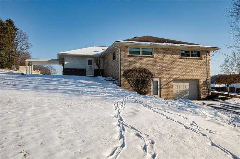 2698 Beverly Dr, Washington, PA 15301, USA | Single Family