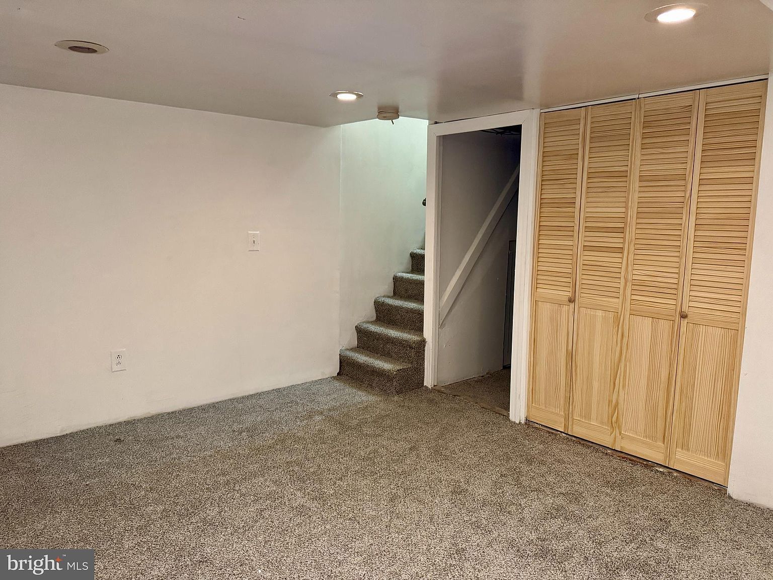 318 W Godfrey Ave Philadelphia, PA 19120 | Multi Family