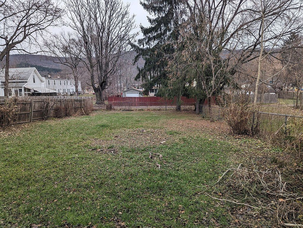 1138 Oak St Elmira, NY 14901 | Single Family