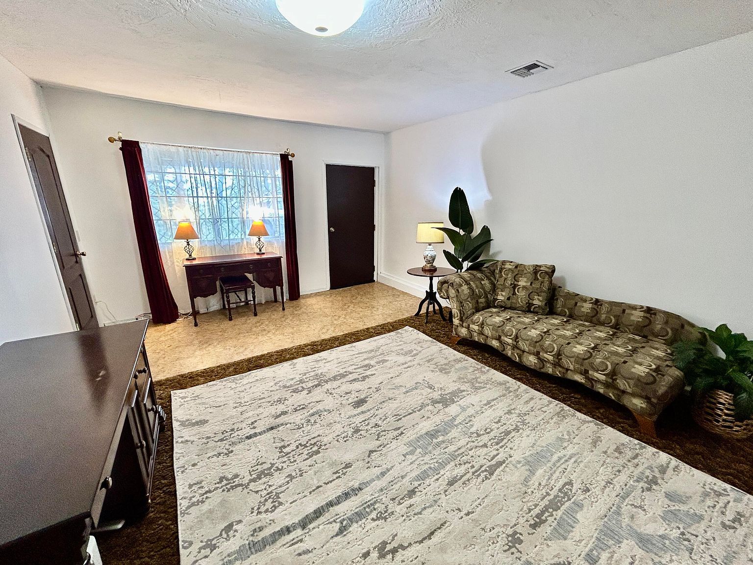 2805 Old Military Rd Central Pt, OR 97502  | Single Family