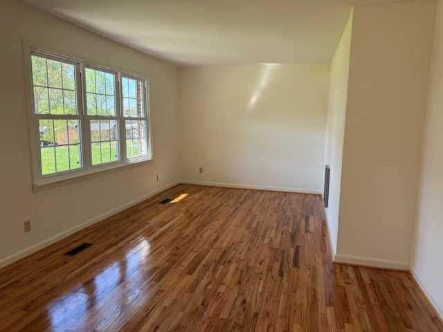 206 Moss Drive, McMinnville, TN, USA, 37110  | Single Family