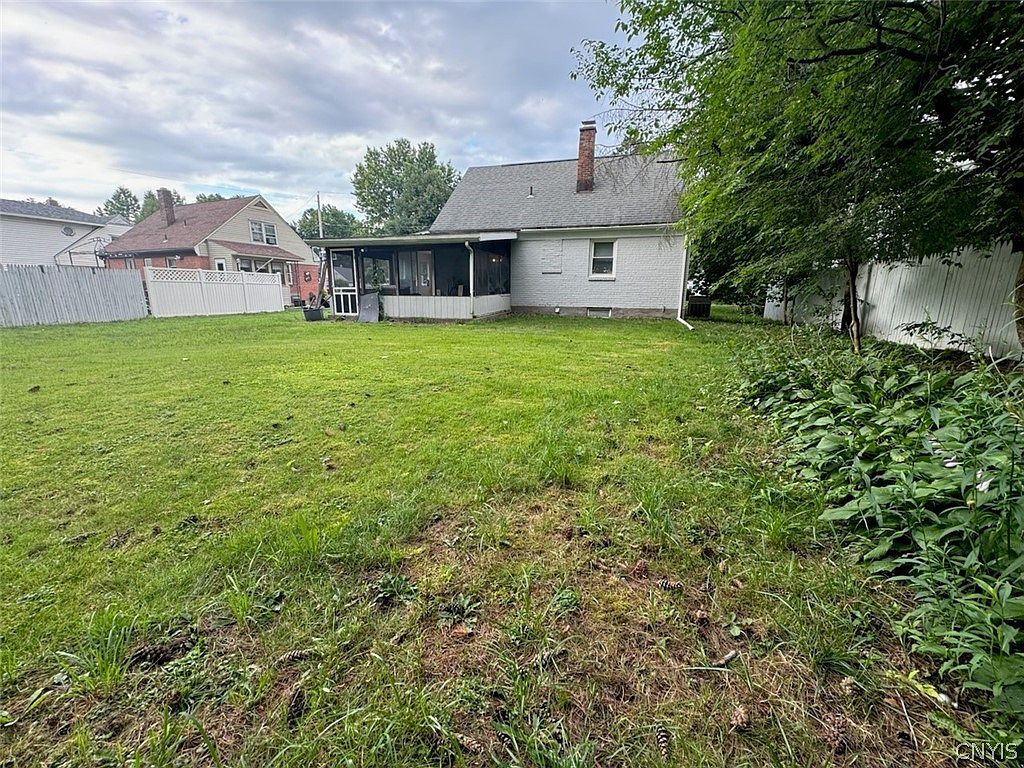 110 Victory Dr Rome, NY 13440  | Single Family