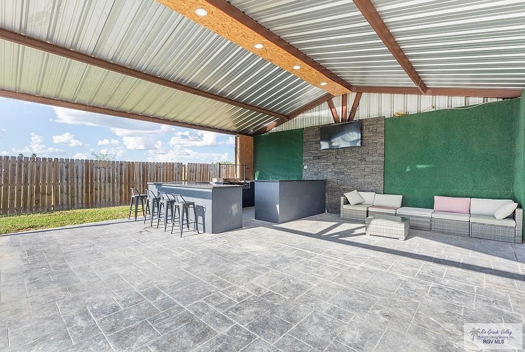 1005 Platinum St Palmview, TX 78572  | Single Family