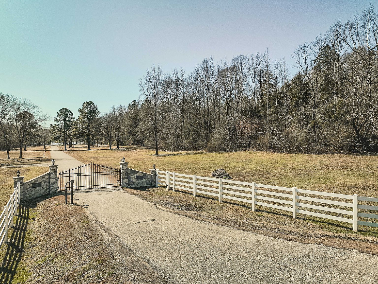 0 Creek Ridge Cv LOT 140 Parsons, TN 38363  | Land/Lot