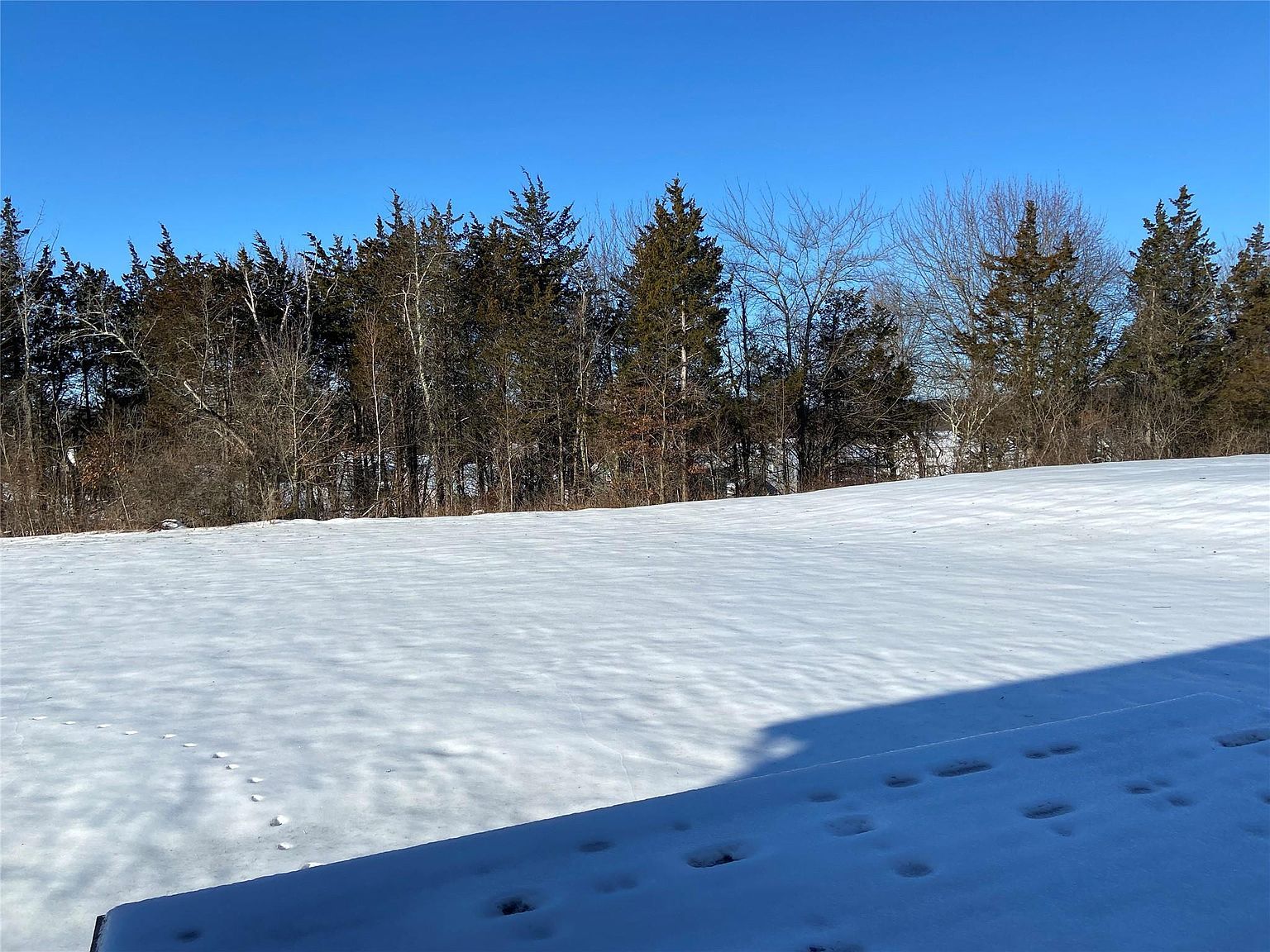 25 Dartmouth Dr Poughkeepsie, NY 12603  | Single Family