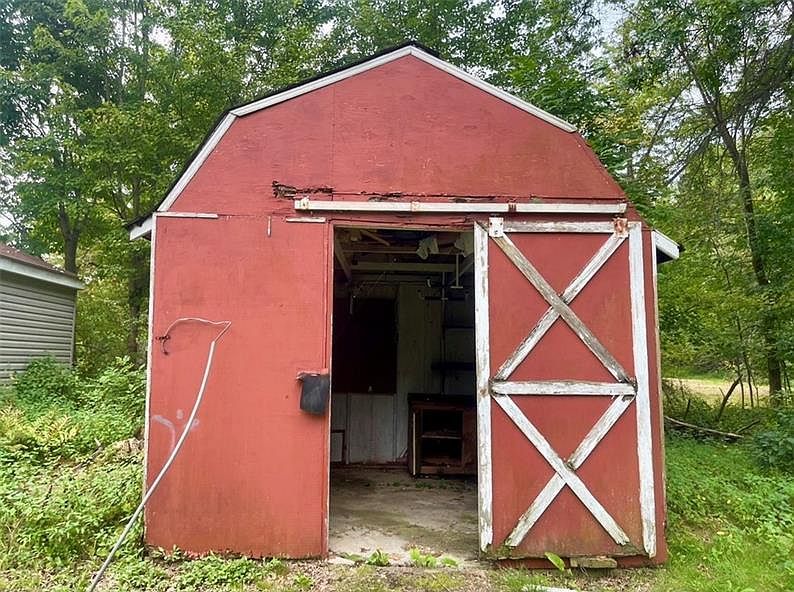 88 Fetsko Rd West Middlesex, PA 16159  | Single Family