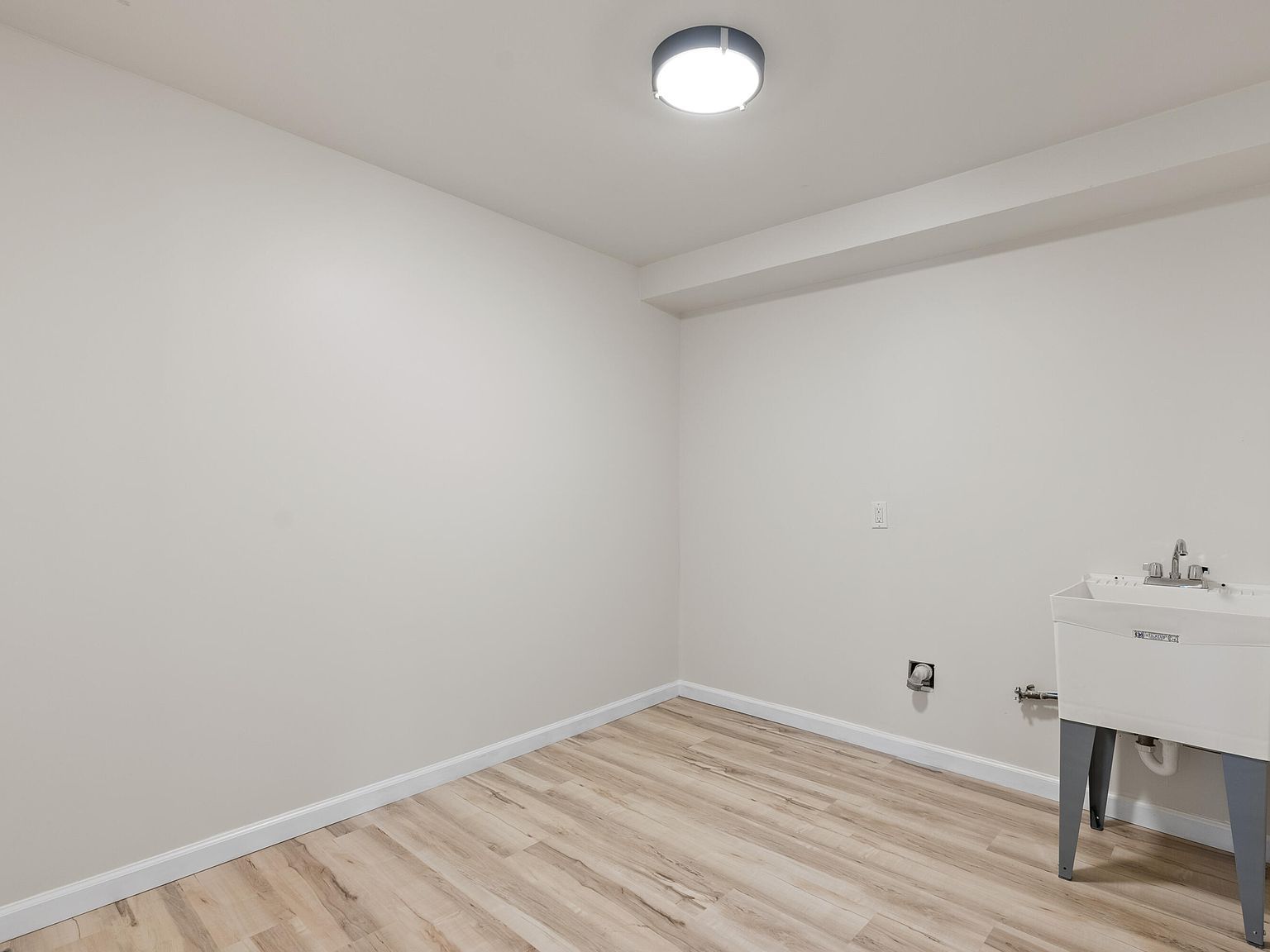 23 Sunset Rd Merrillville, IN 46410 | Single Family