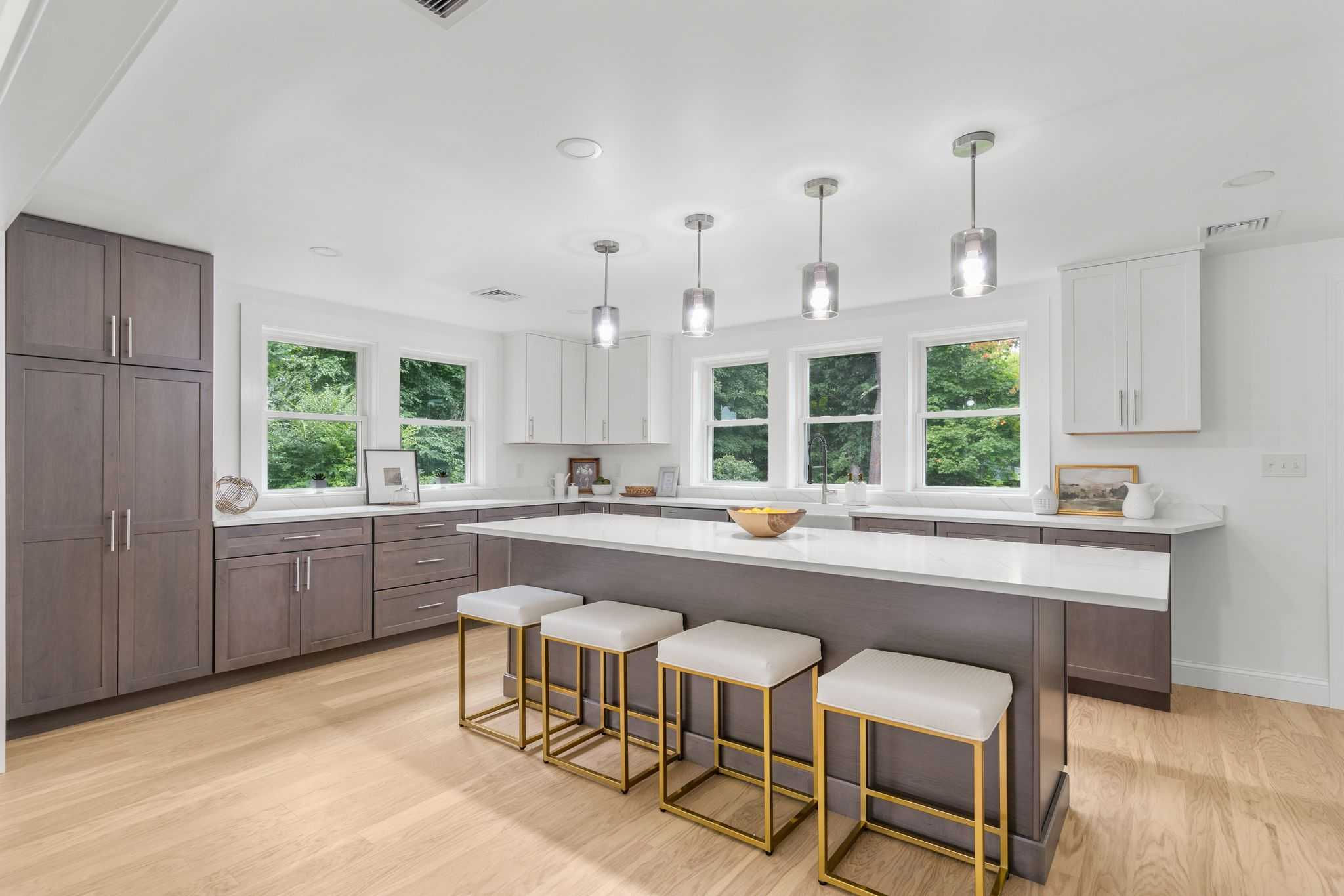 26 Hammond Avenue, Cohasset, MA, USA, 2025 - Thumbnail 4