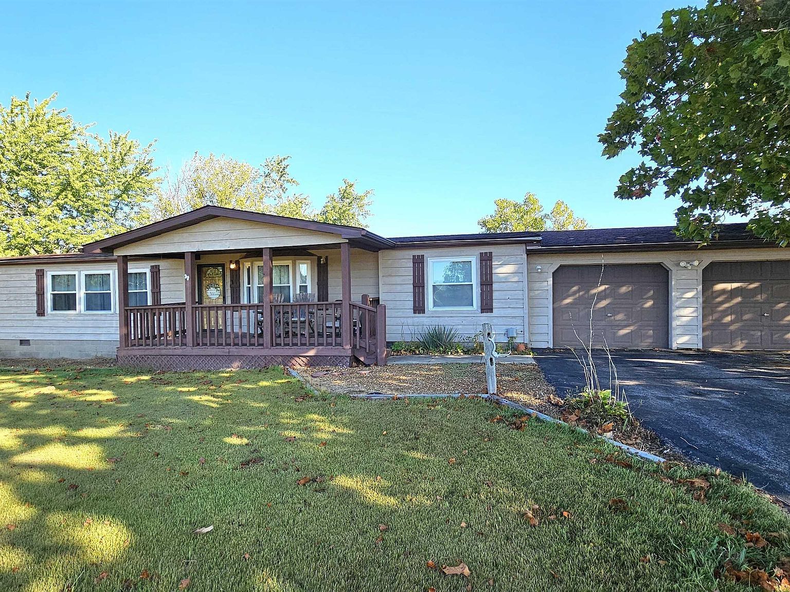 14228 Lake Of Egypt Rd Marion, IL 62959 - Thumbnail 2