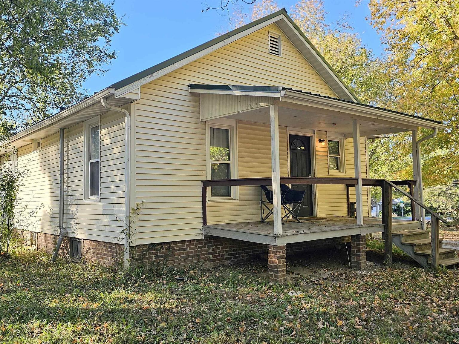 2571 S Illinois Ave Carbondale, IL 62903 - Thumbnail 2