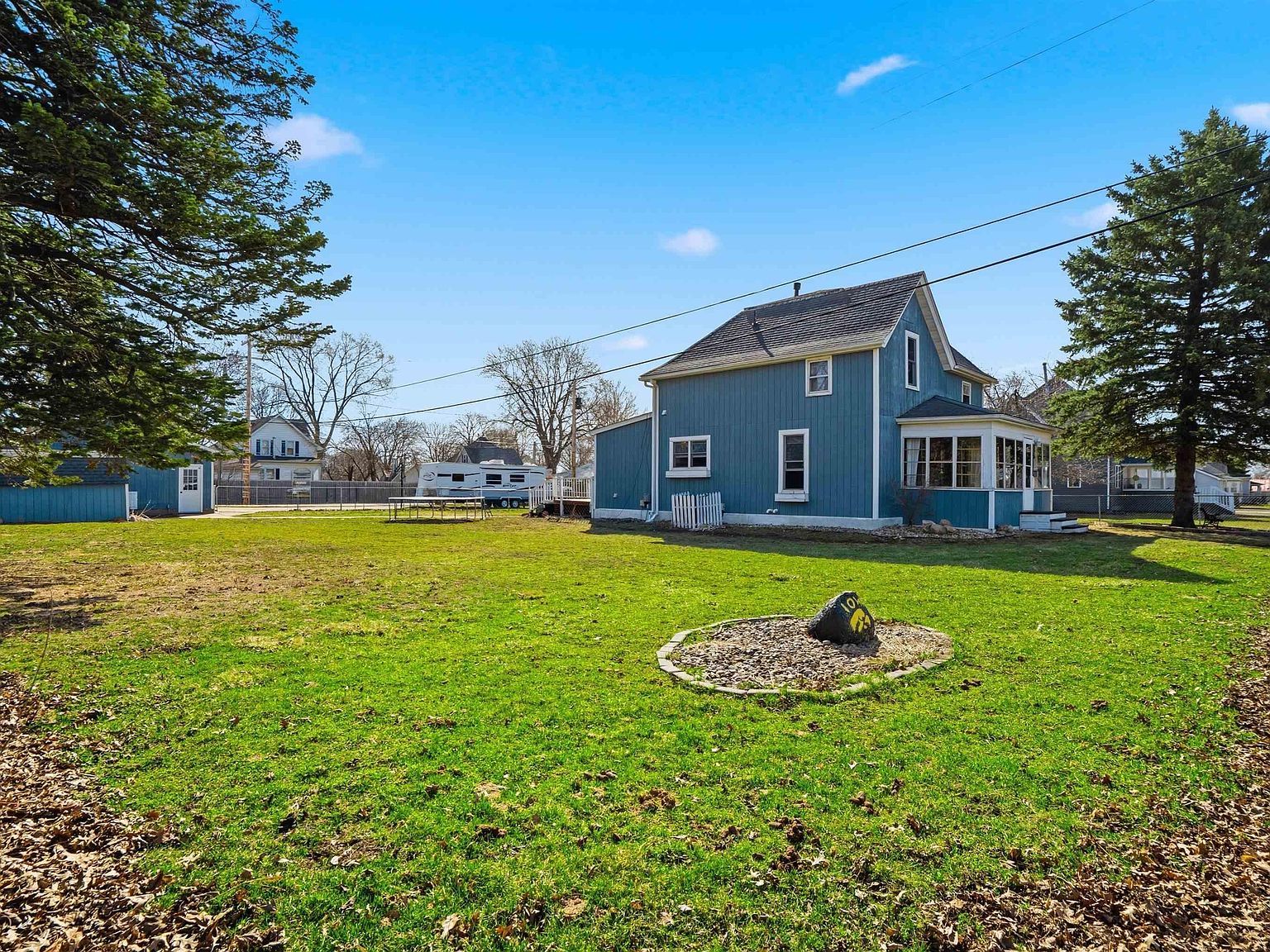 326 2nd St Dike, IA 50624 - Thumbnail 2