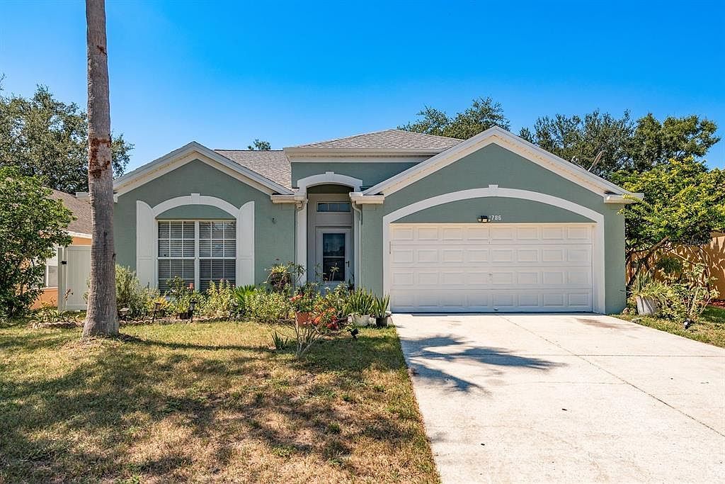 1786 Biarritz Cir Tarpon Springs, FL 34689 - Thumbnail 2
