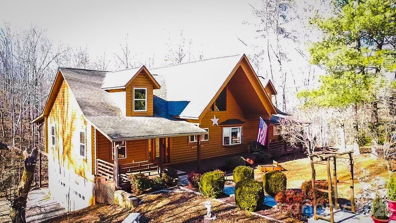 143 Rosewood Ln Rutherfordton, NC 28139 - Thumbnail 2