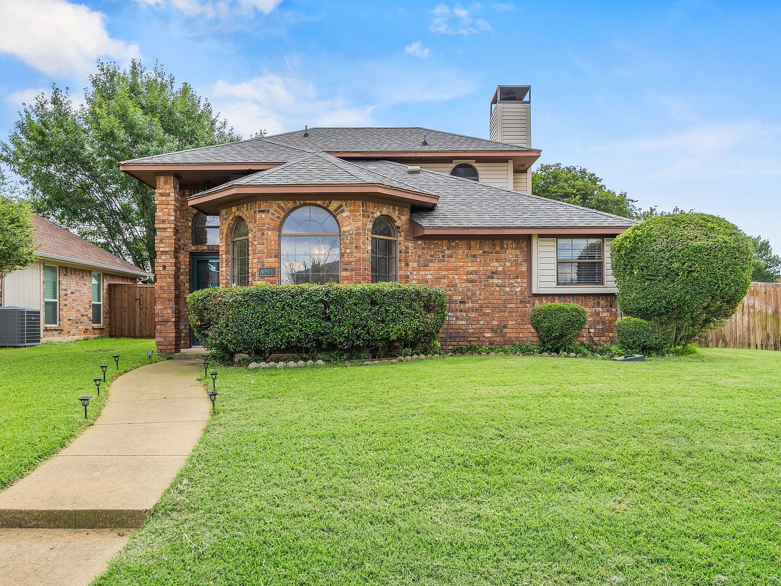 2060 Arbor Creek Dr APT B Carrollton, TX 75010, 75010