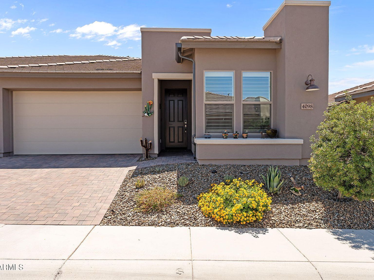 4098 Prairie Schooner Rd Wickenburg, AZ 85390 - Thumbnail 2