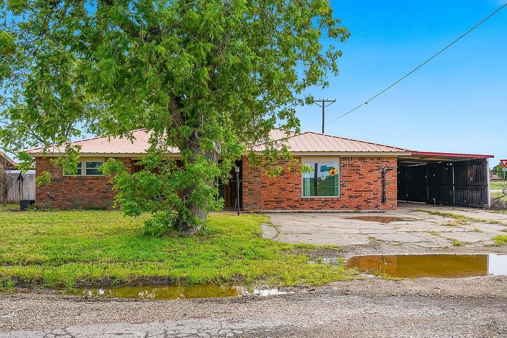 1435 Bandera Dr Roscoe, TX 79545, 79545