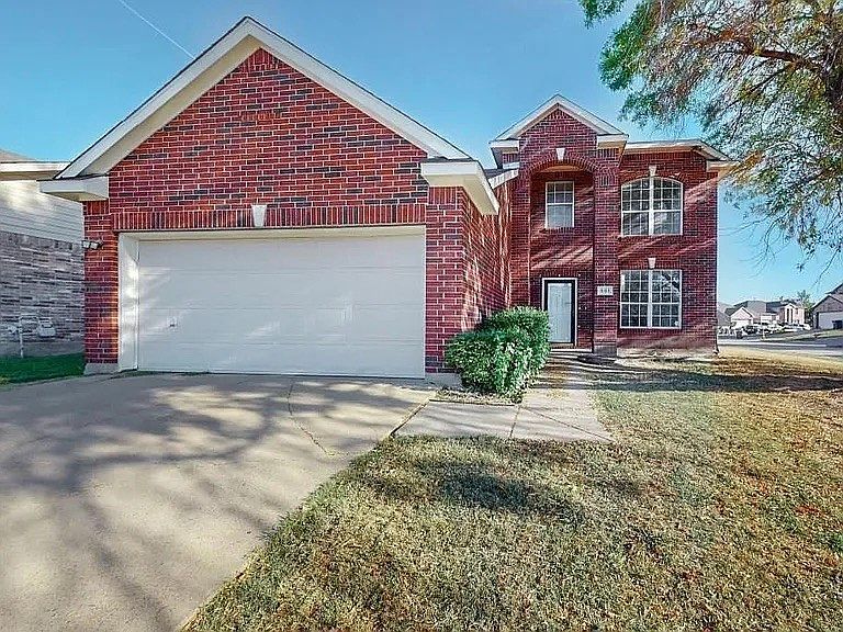 801 Gillon Dr Arlington, TX 76001 - Thumbnail 2