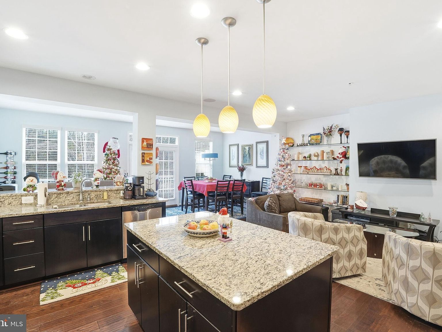 2538 Baldwin Cres NE Washington, DC 20018 - Thumbnail 2