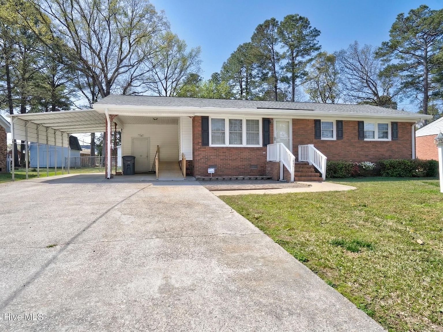 637 Clayton St Rocky Mount, NC 27803 - Thumbnail 2