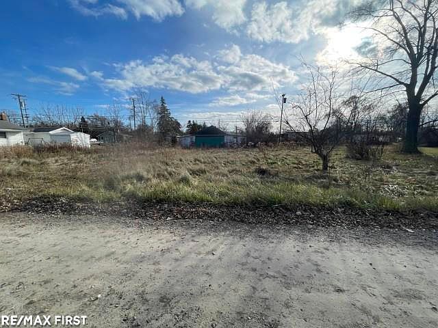 7240 Wisteria Rd Lexington, MI 48450 - Thumbnail 2