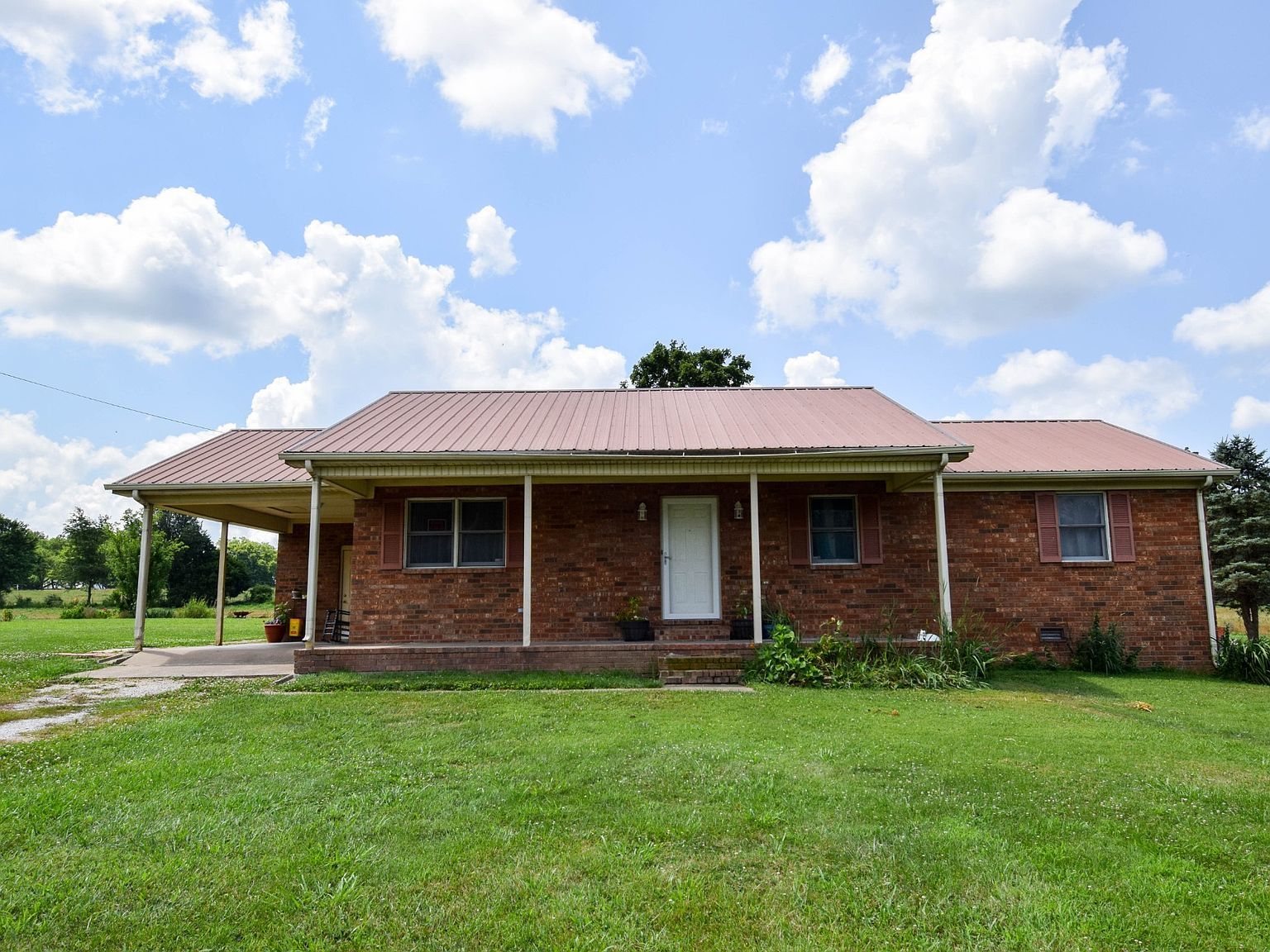 135 Old Highway 52 W Portland, TN 37148 - Thumbnail 2
