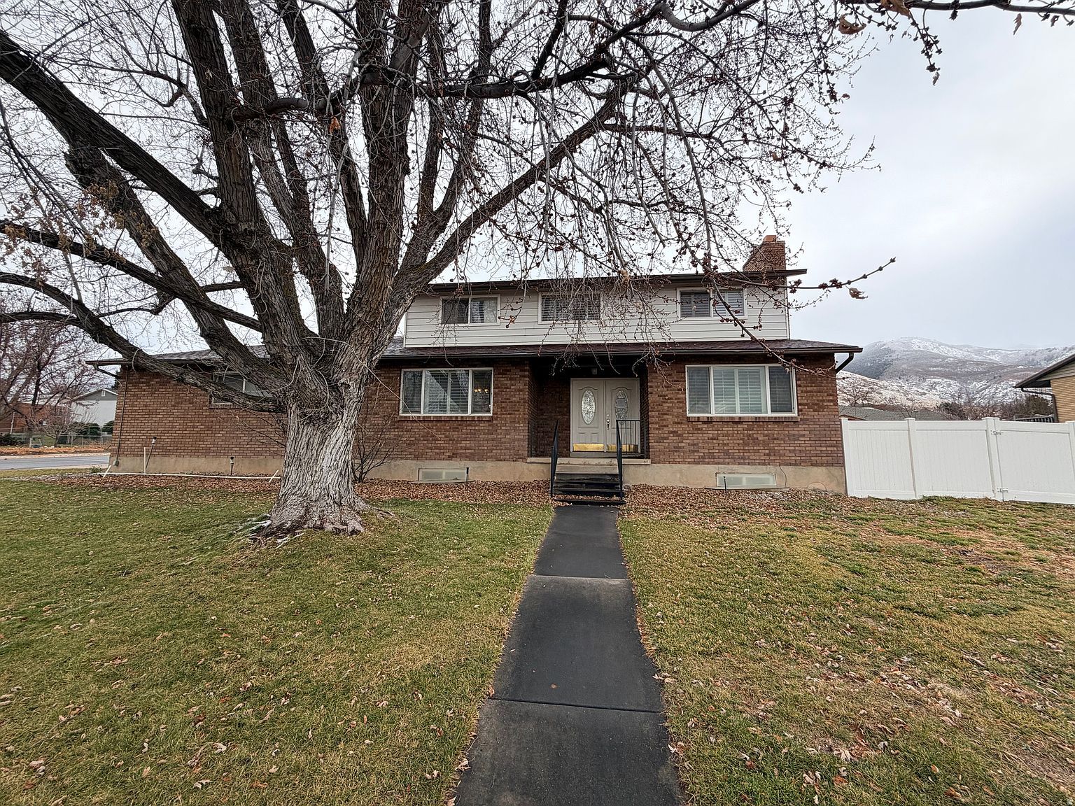 270 N 900 E Kaysville, UT 84037, 84037