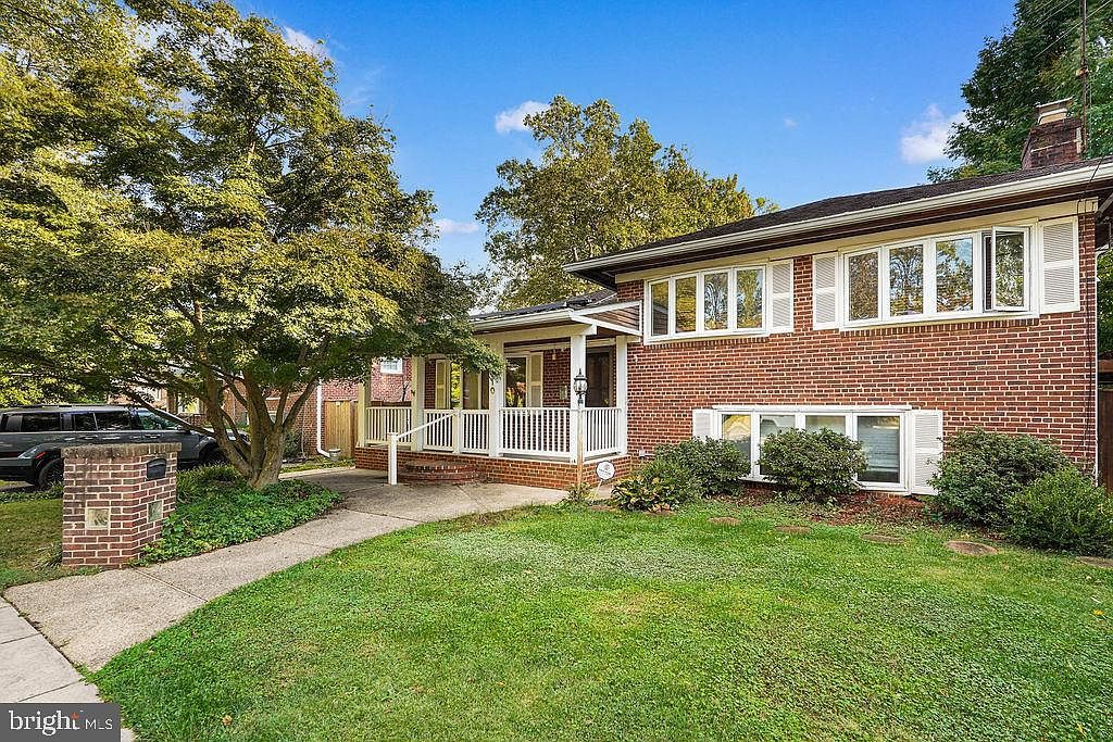 5110 Flanders Ave Kensington, MD 20895 - Thumbnail 2