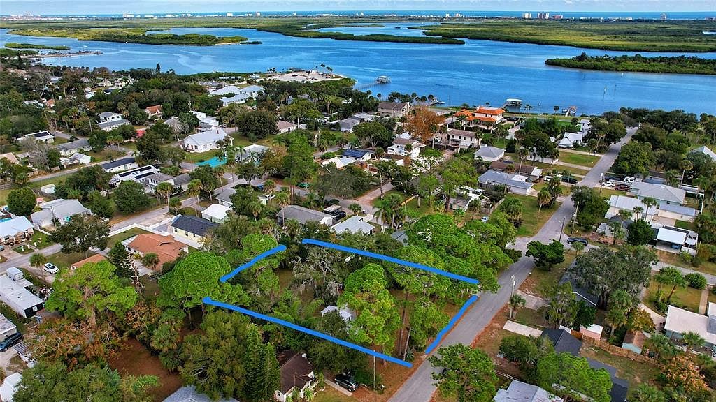 111 New Hampshire St Edgewater, FL 32132 - Thumbnail 2
