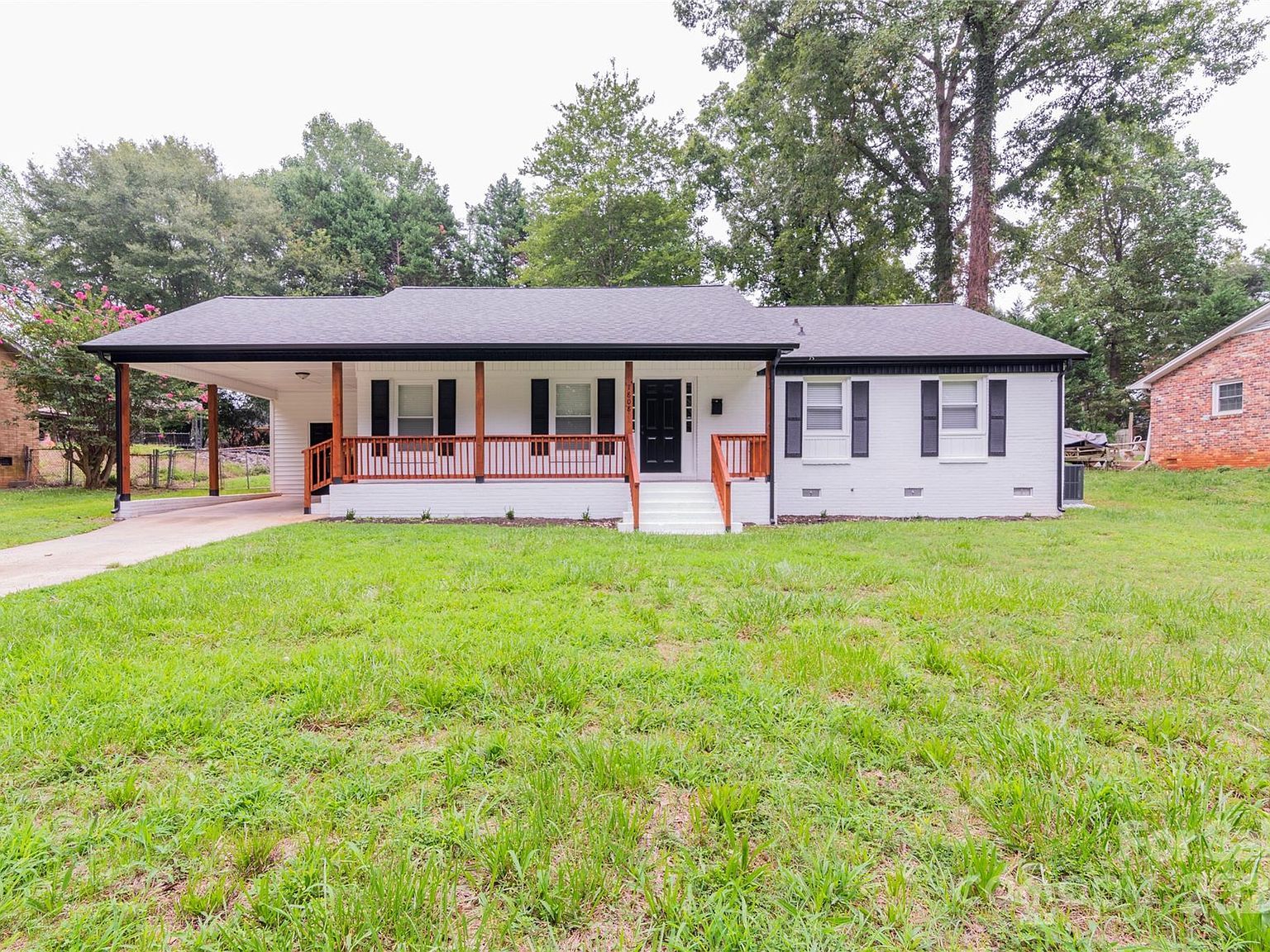 1808 Taylor Dr Gastonia, NC 28052 - Thumbnail 2