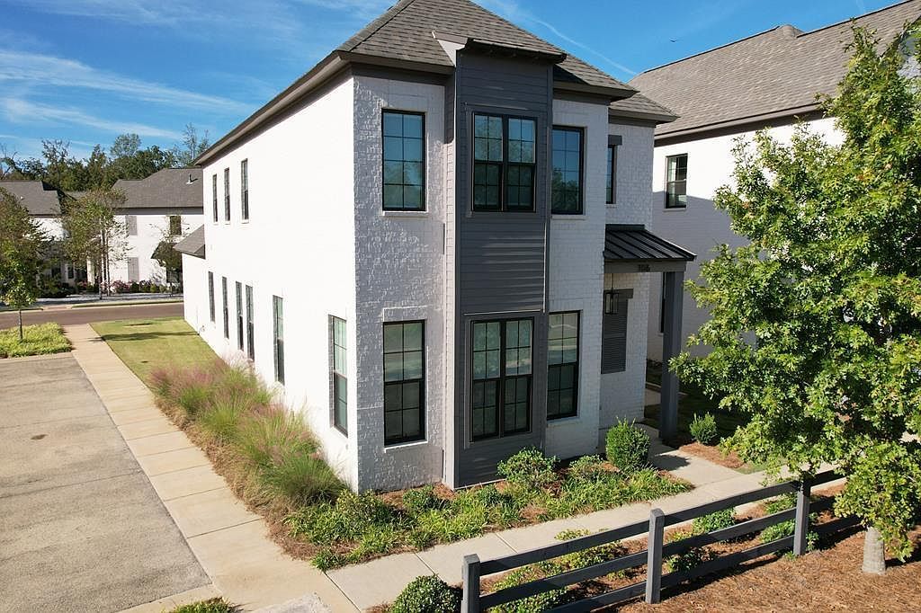 105 Farm View Dr #106 Oxford, MS 38655 - Thumbnail 2