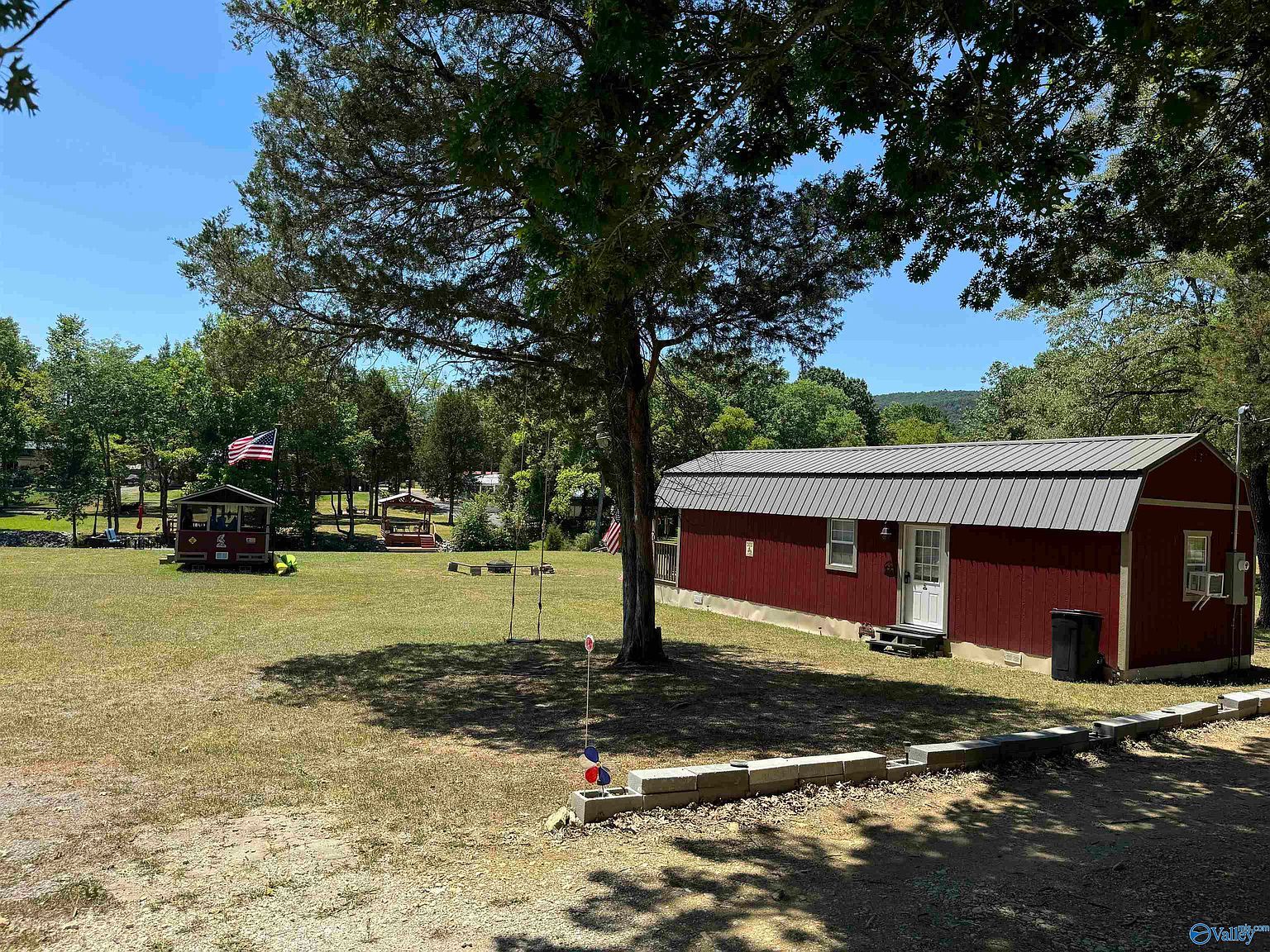 805 Pine Cone St Leesburg, AL 35983 - Thumbnail 2