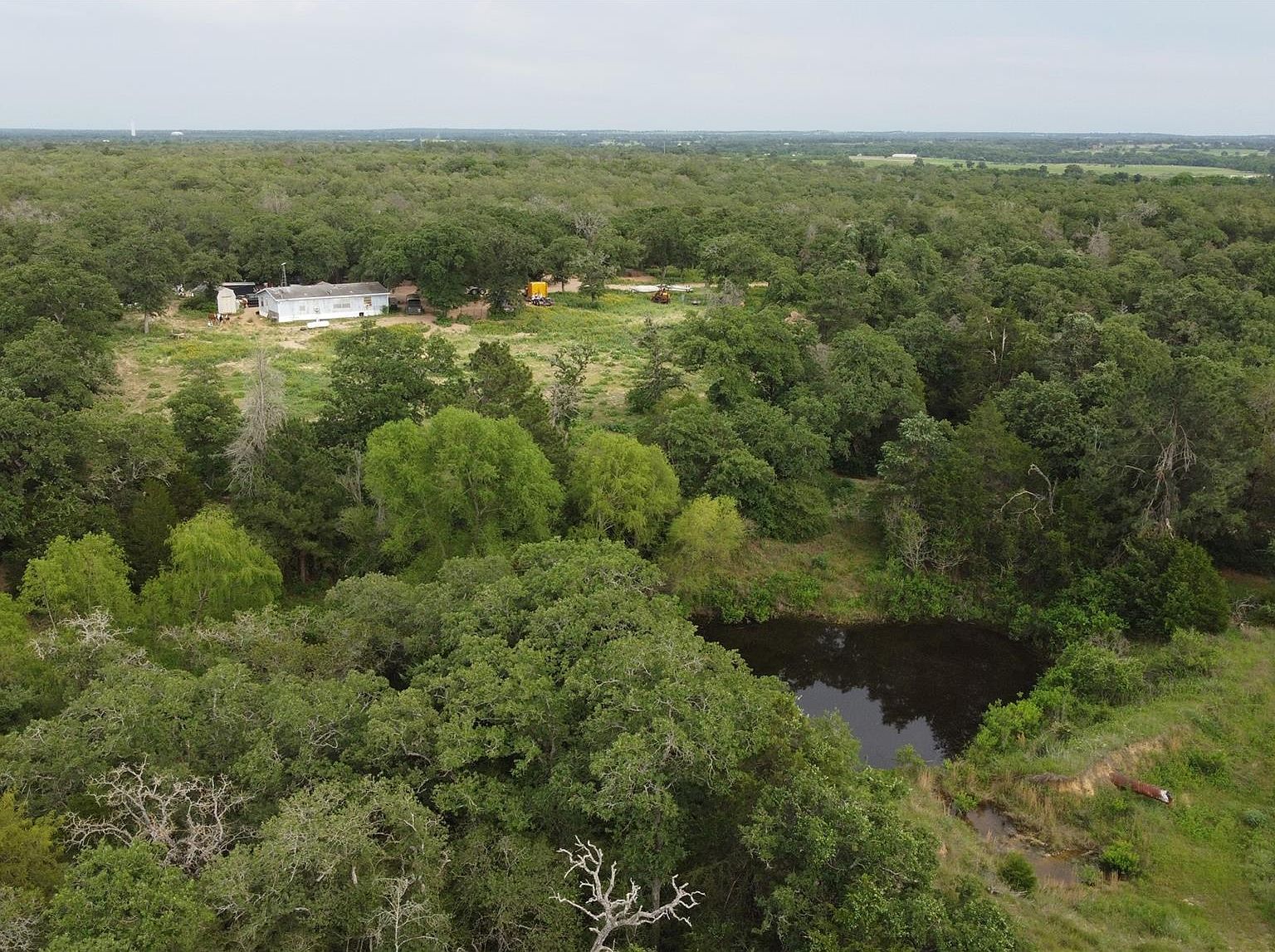 1085 Private Road 3063 Lexington, TX 78947 - Thumbnail 2