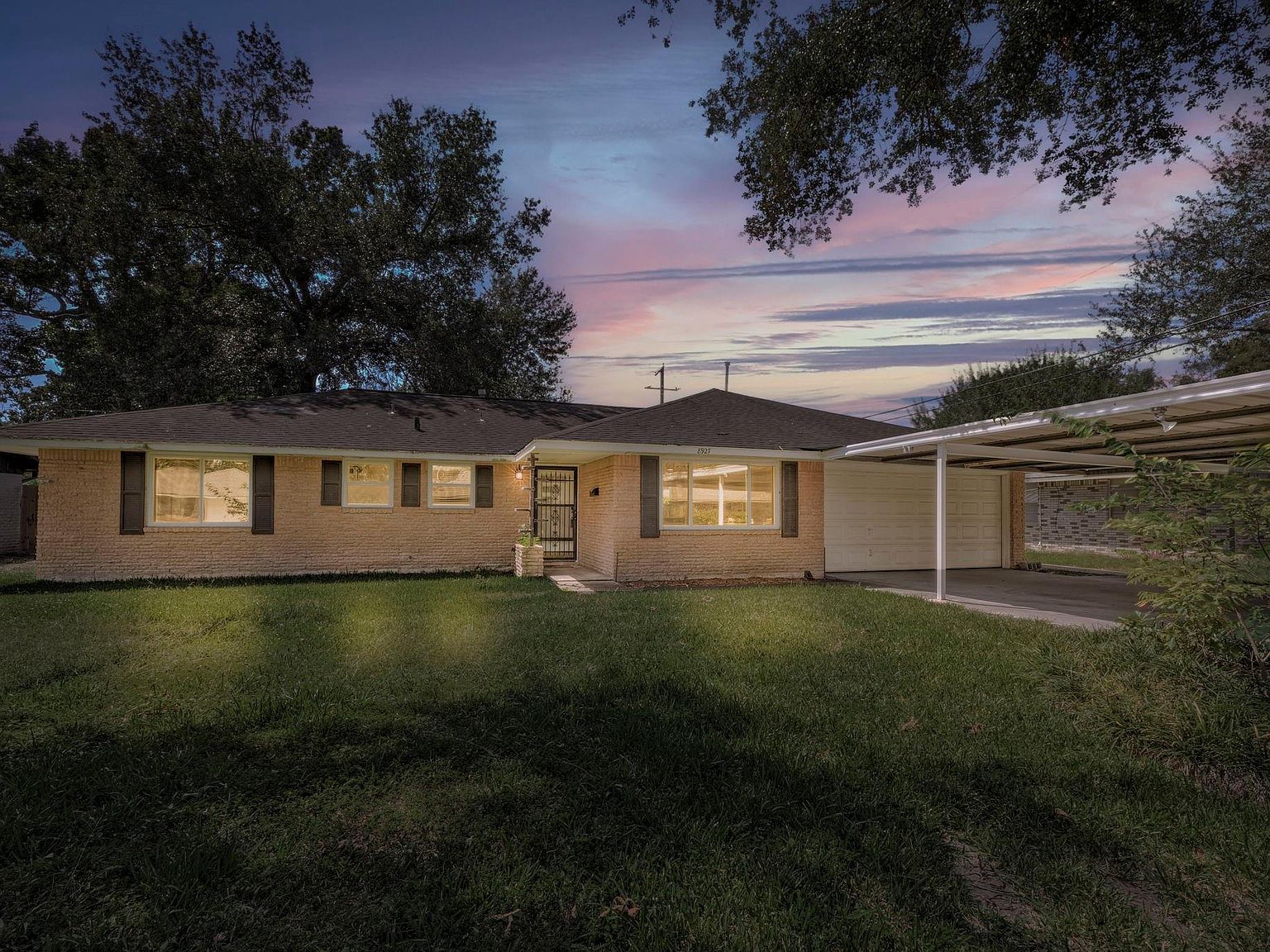 8927 Rockhurst Dr Houston, TX 77080 - Thumbnail 2