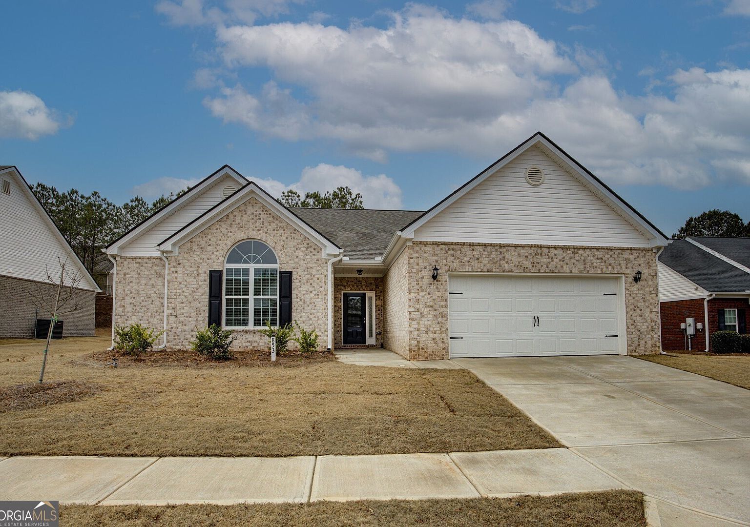 853 Crossroads Ct Social Circle, GA 30025 - Thumbnail 2