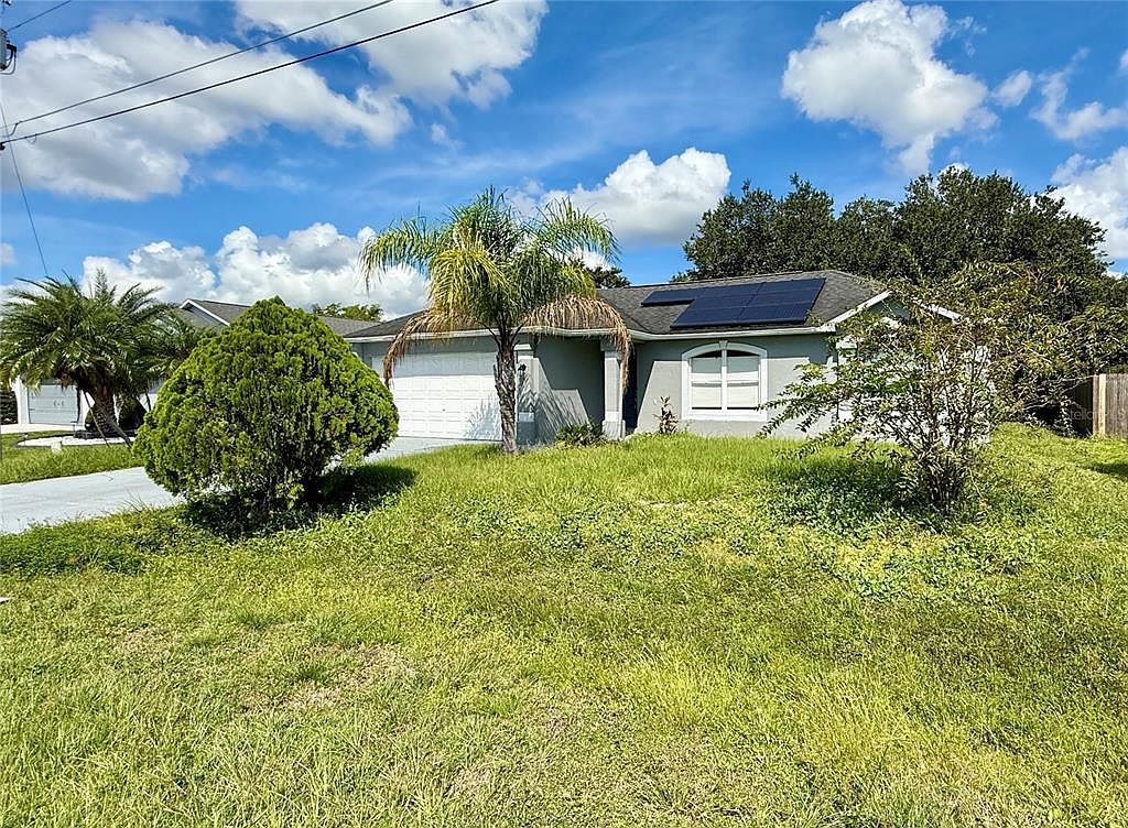 633 Basingstoke Ct Kissimmee, FL 34758 - Thumbnail 2