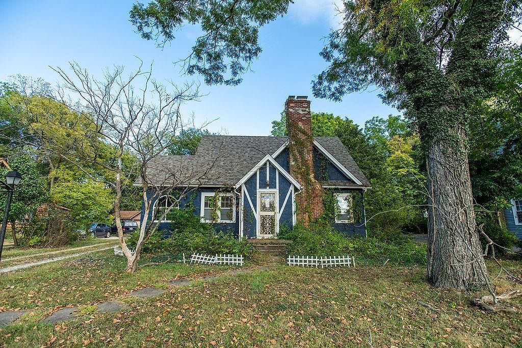 813 S Maguire St Warrensburg, MO 64093 - Thumbnail 2