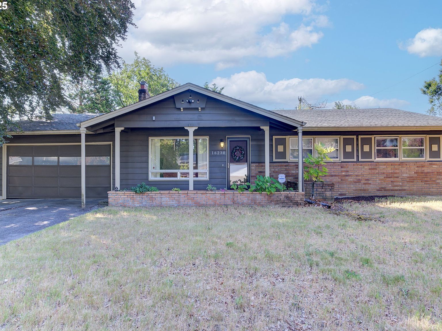 16230 NE Hoyt St Portland, OR 97230 - Thumbnail 2