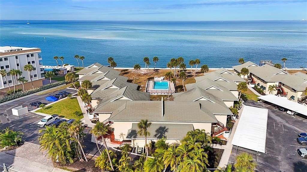 4660 Ocean Blvd APT Q1 Sarasota, FL 34242 - Thumbnail 2