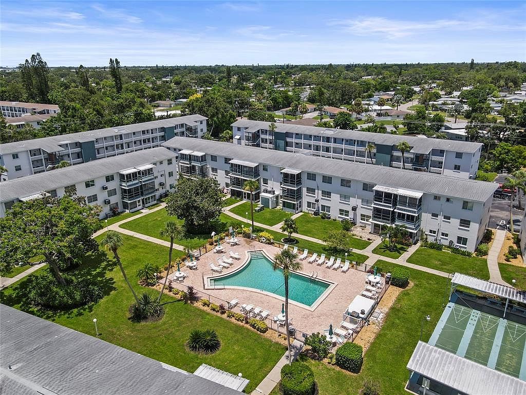 1837 Flamingo Blvd Unit O35 Bradenton, FL 34207 - Thumbnail 2