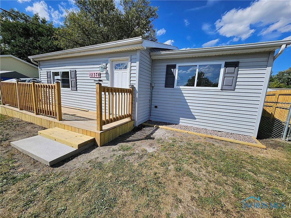 12378 Lincoln Blvd Perrysburg, OH 43551 - Thumbnail 2