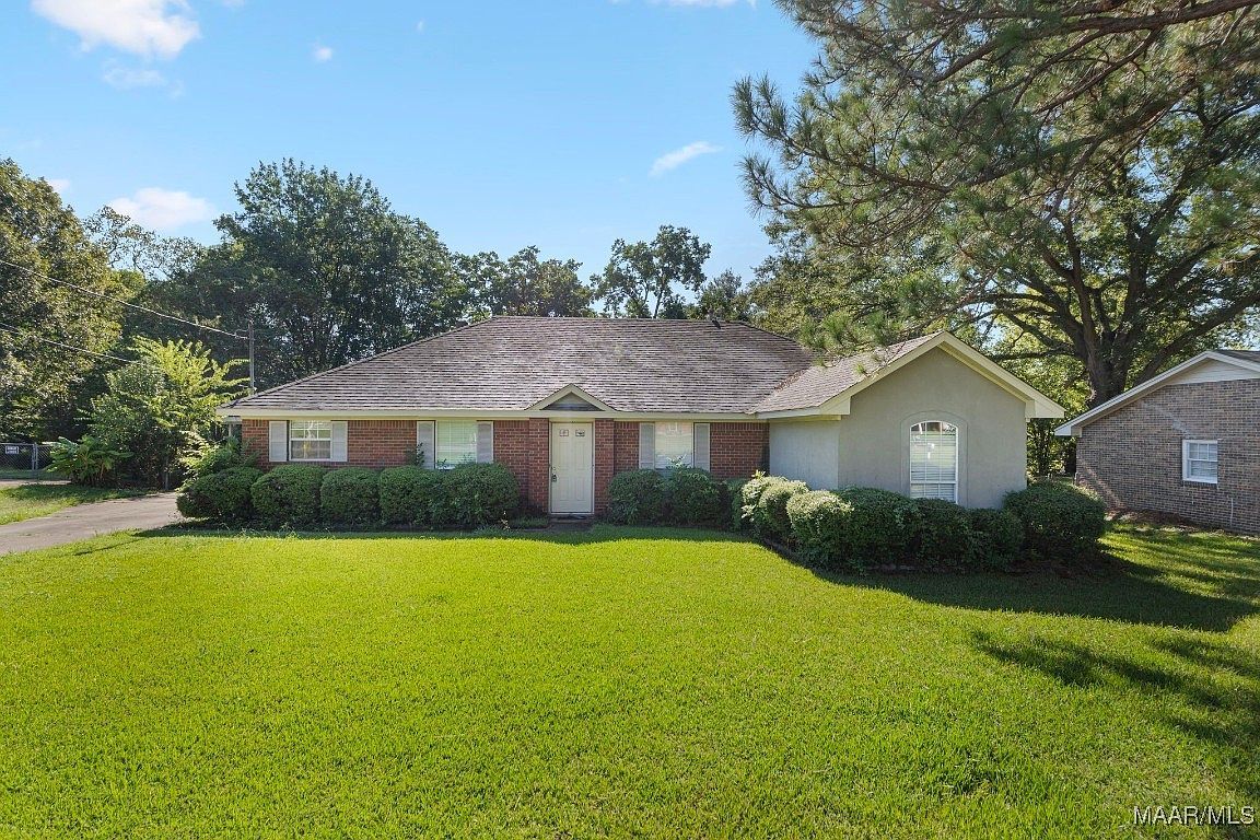 1853 Llanfair Rd Montgomery, AL 36106 - Thumbnail 2