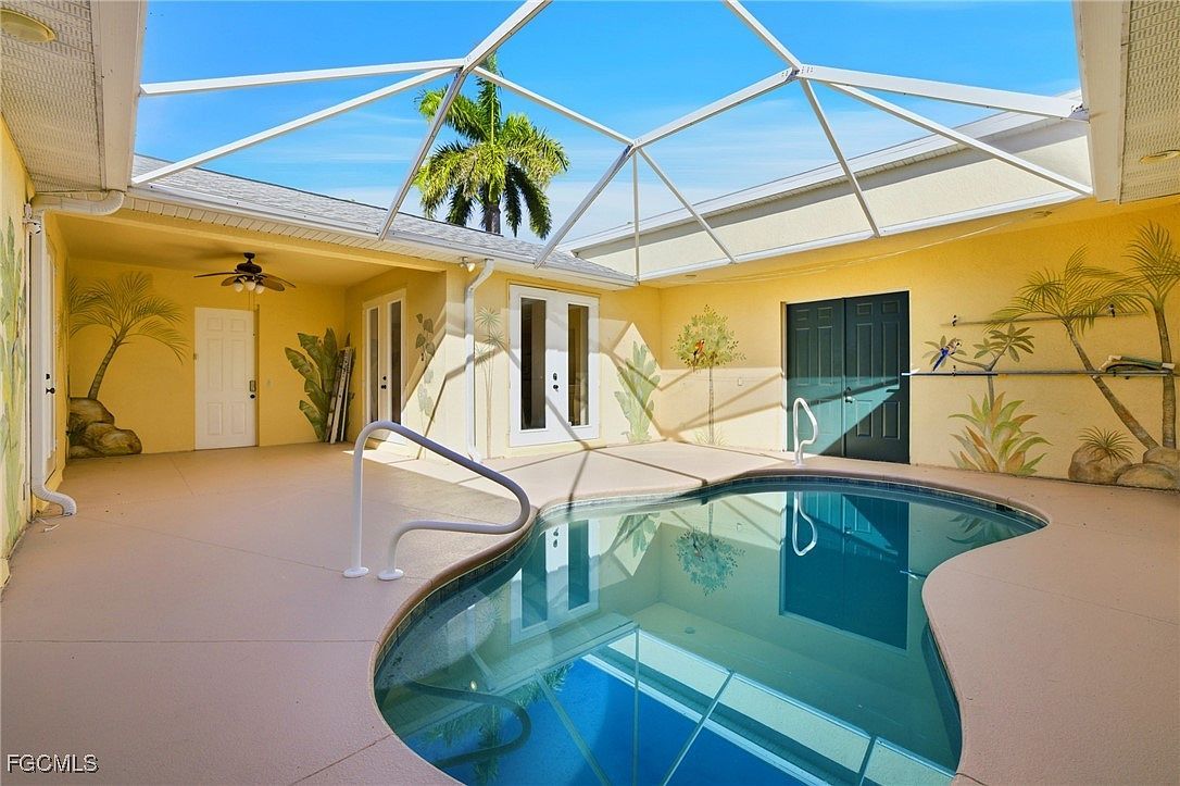 1012 SE 5th Ter Cape Coral, FL 33990 - Thumbnail 2