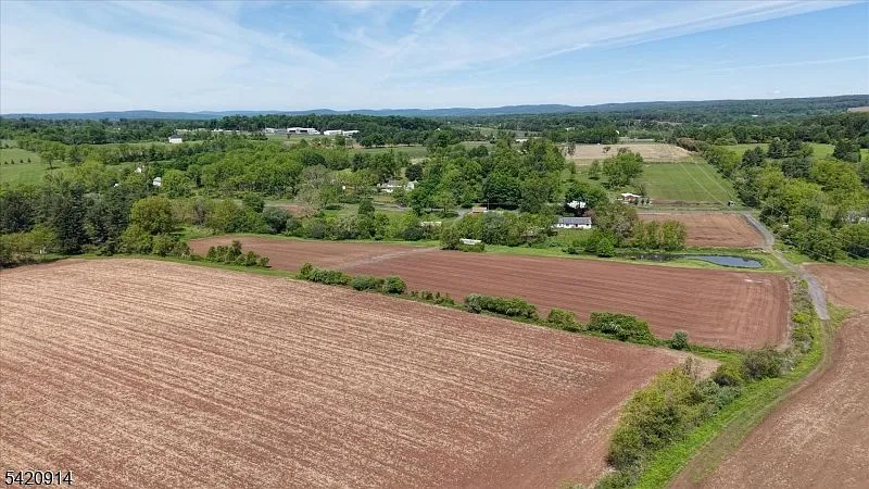 441 Pittstown Rd Pittstown, NJ 08867 | Single Family
