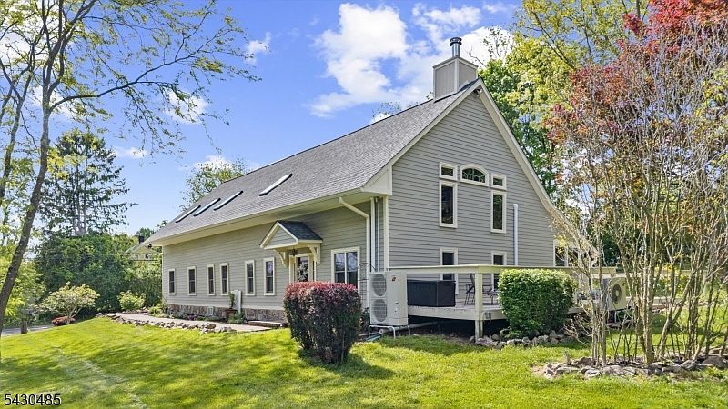 307 County Road 579 Asbury, NJ 08802 | Single Family