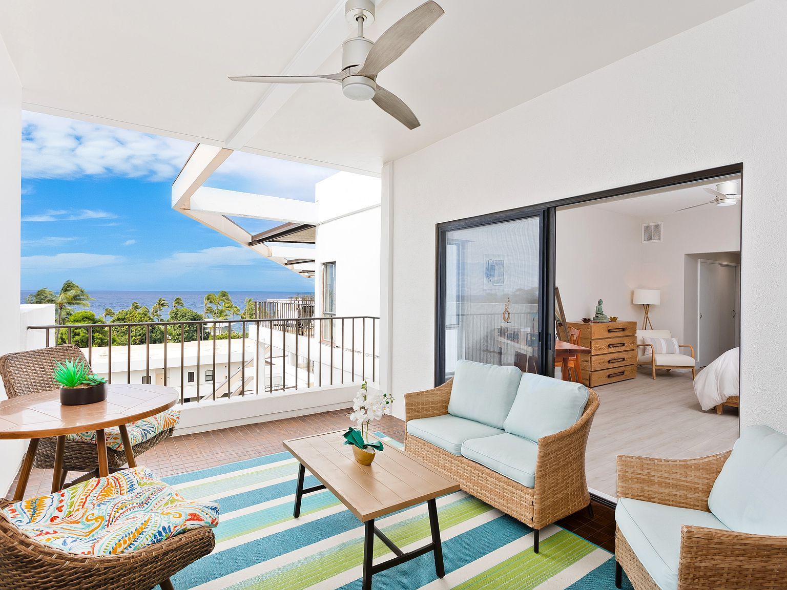 75-6040 Alii Dr #704 Kailua Kona, HI 96740 | Condominium